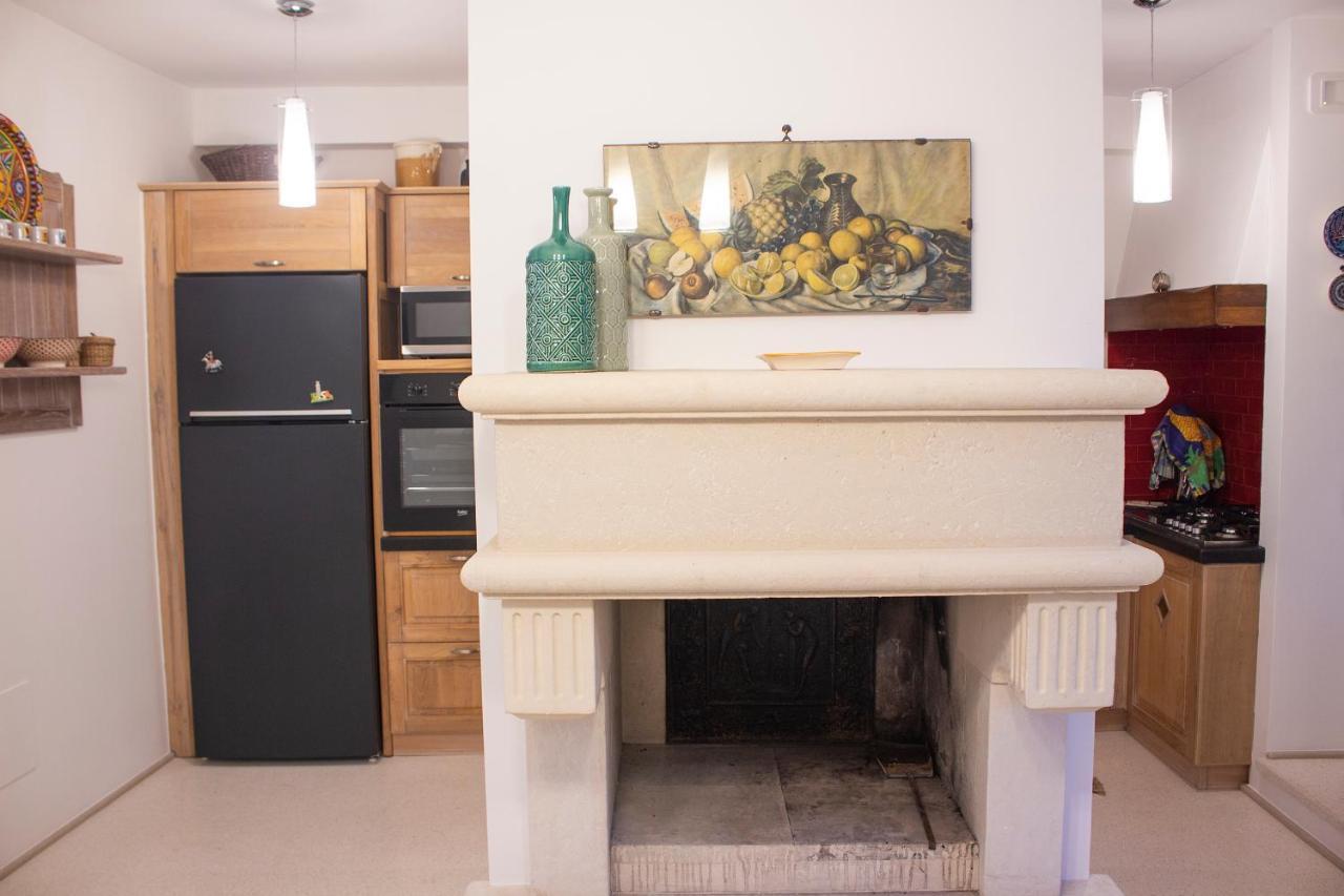 Appartamento Amata Casa Muro Leccese Esterno foto